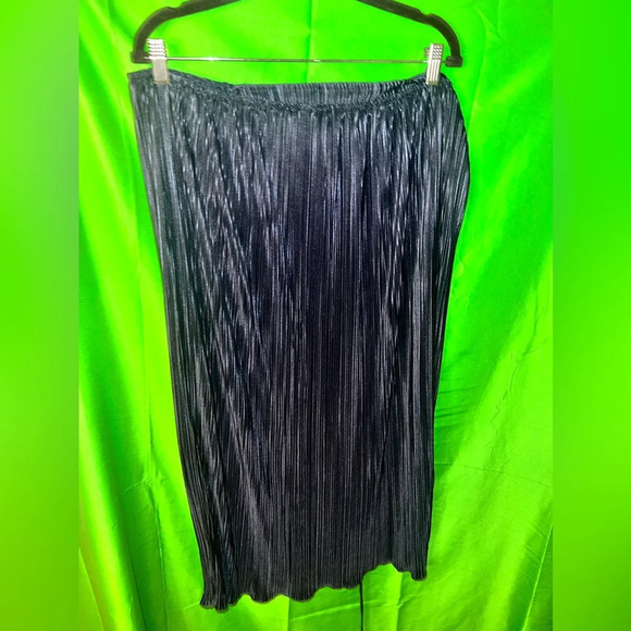 Good American Skirt Set size 2XL/ 3XL - Picture 7 of 9